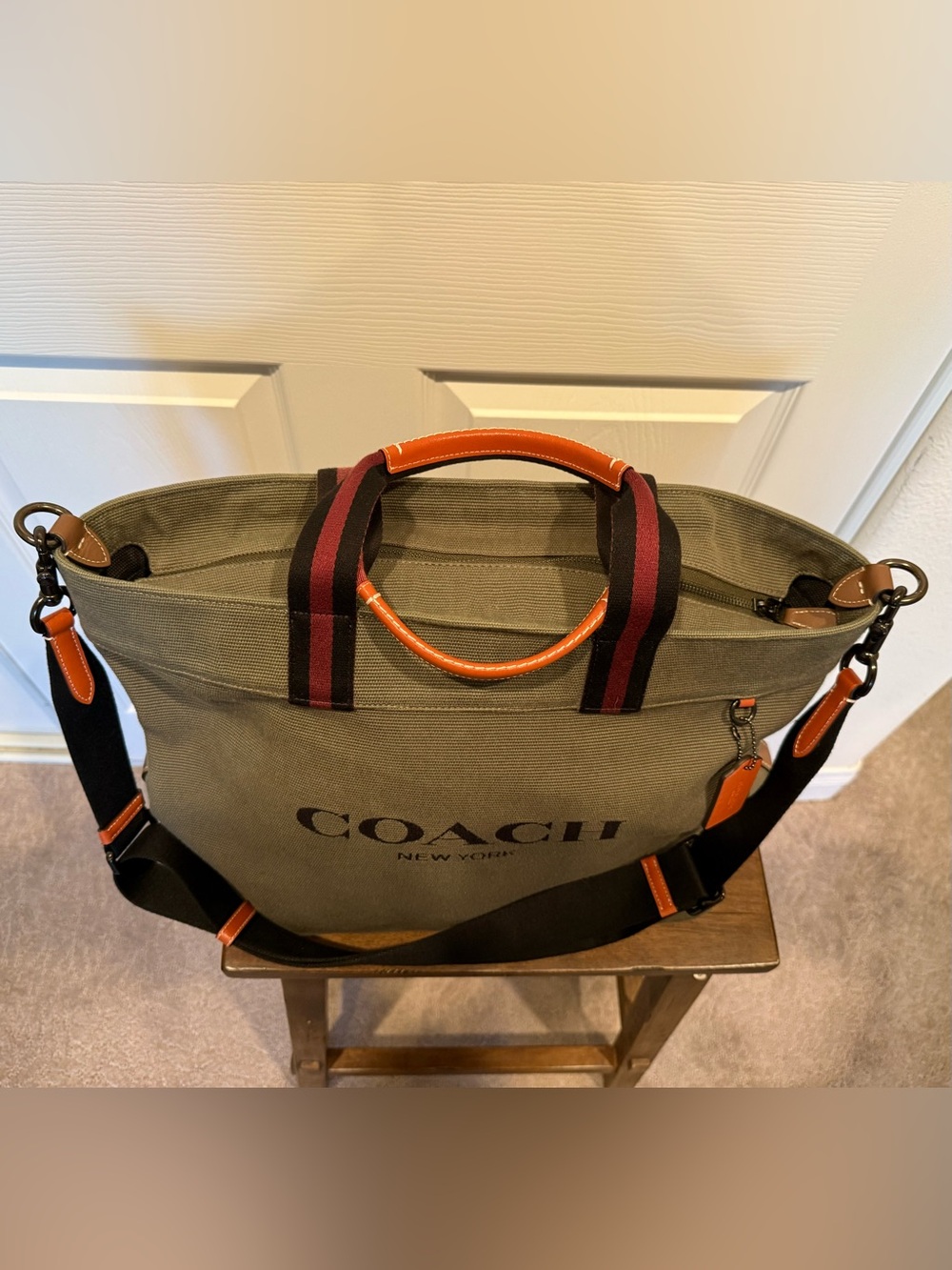 COACH Canvas Tote Bag 38 Olive Green with black & tan trim - style CJ486 - EUC - Picture 5 of 13